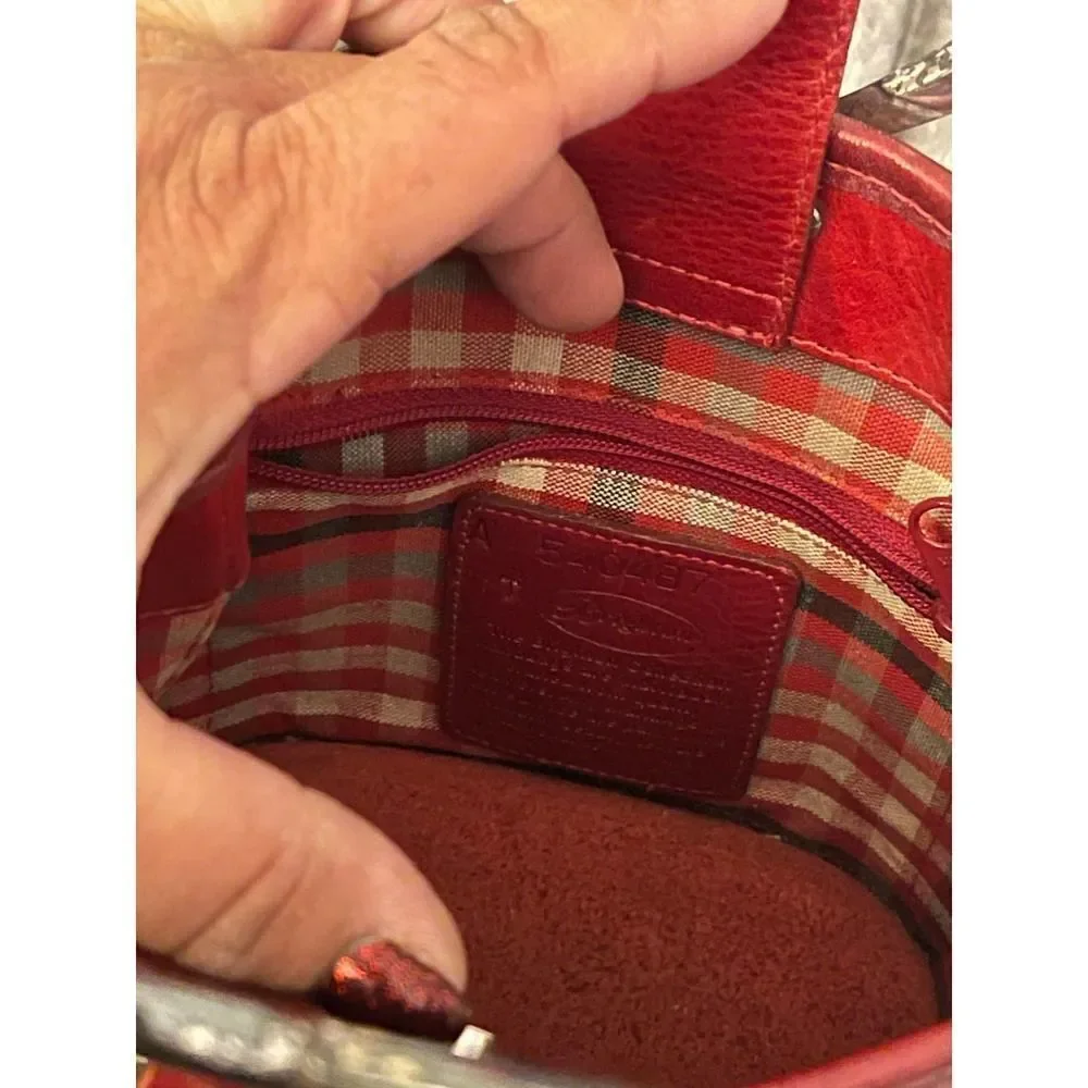 Brighton vintage red crocadile corazon mini bucket bag heart handle